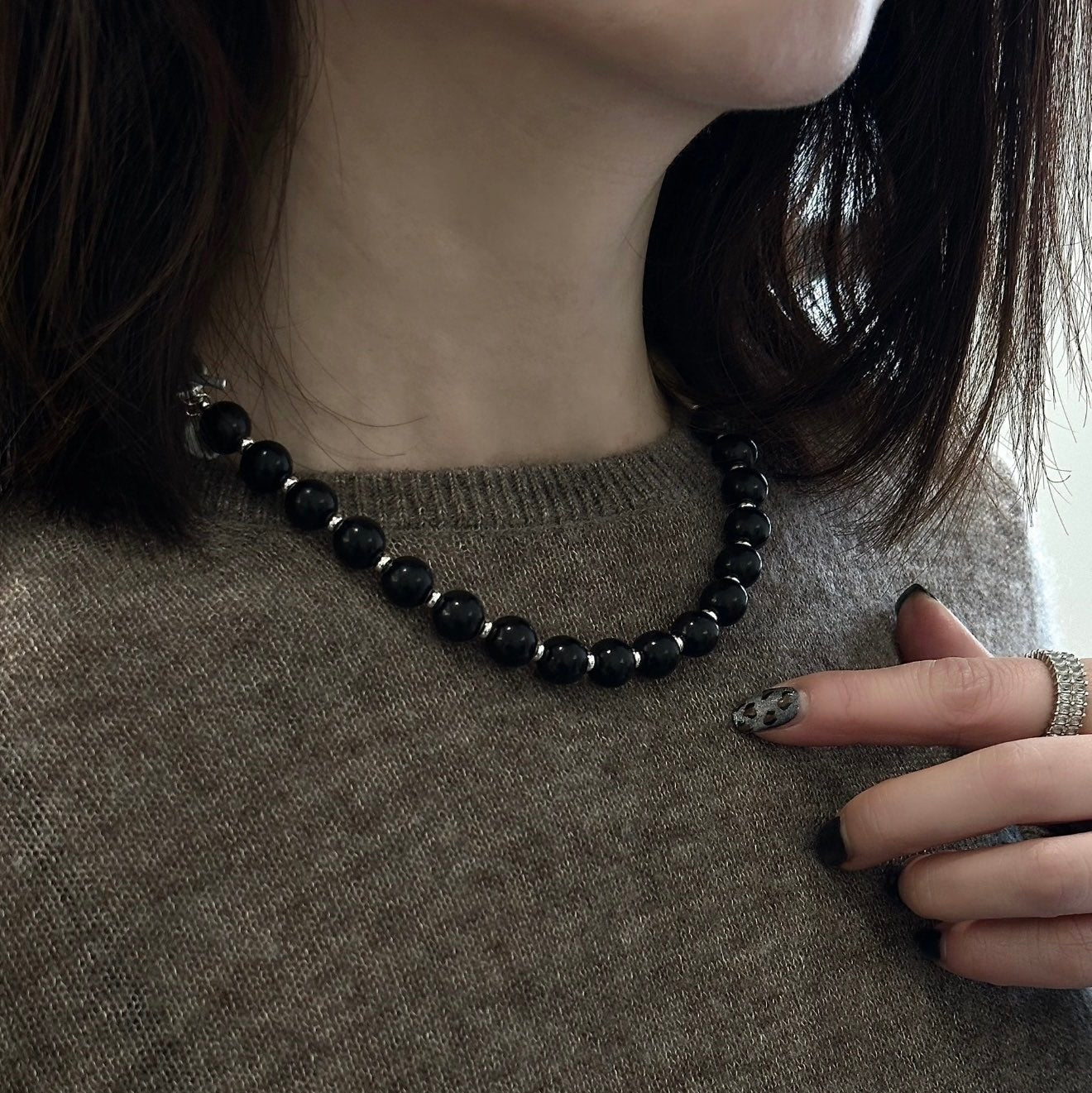 Graduated Black Ebony Wood and Brushed Silver Beaded Necklace - floysun