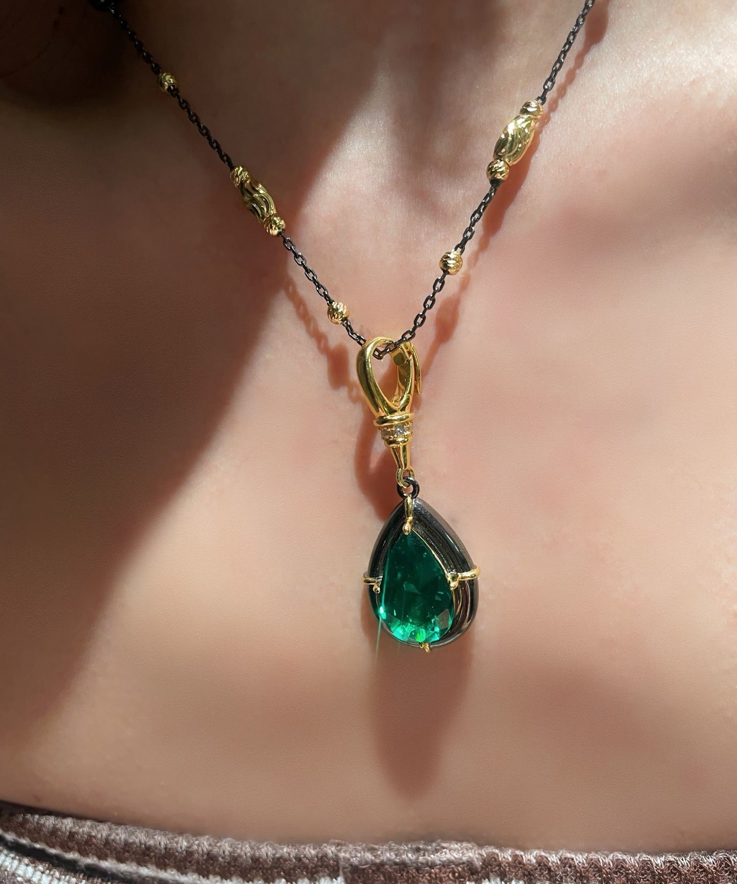 Gunmetal Emerald Teardrop Pendant Necklace - floysun