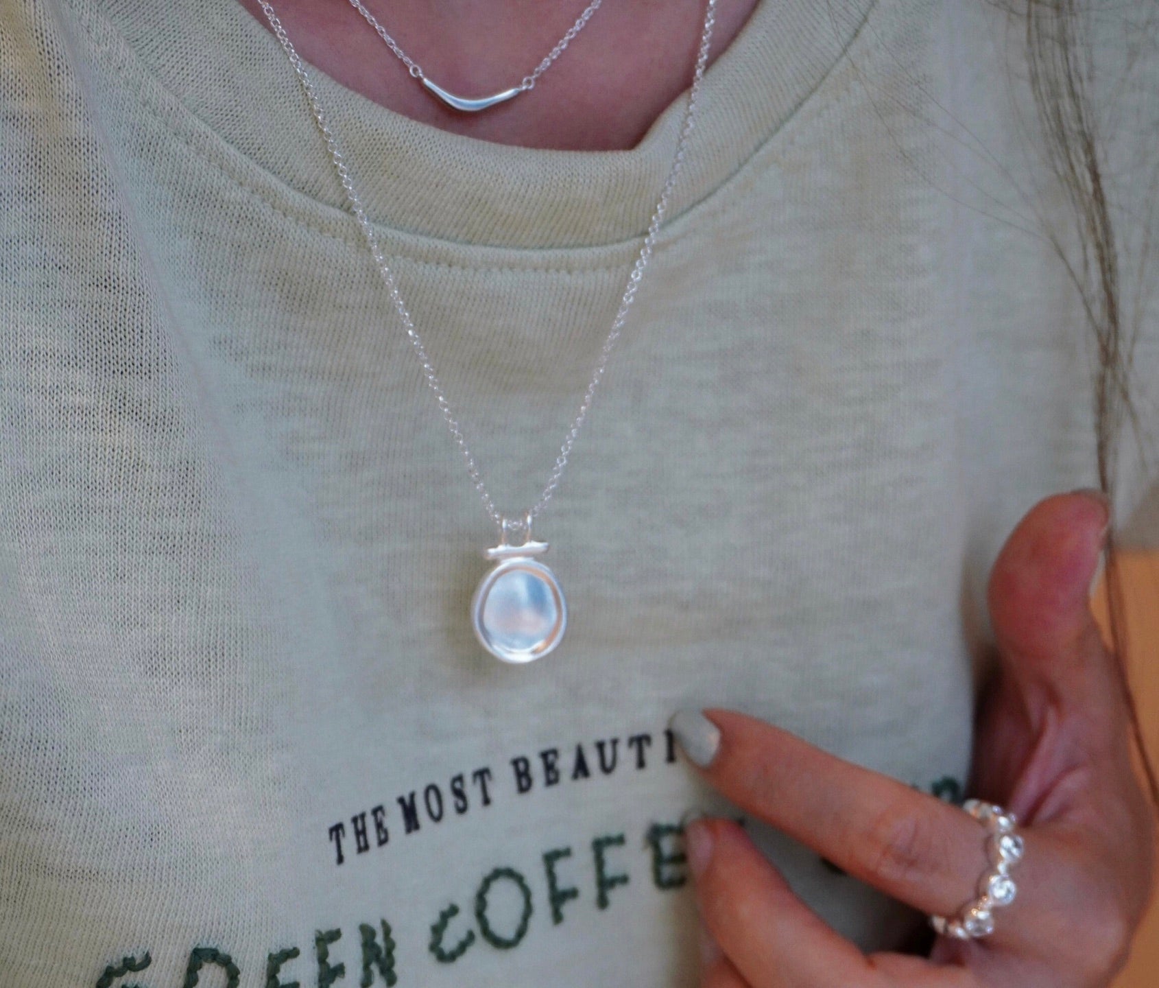 Handcrafted Hammered Round Medallion Necklace - Minimalist 925 Sterling Silver Coin Pendant - floysun