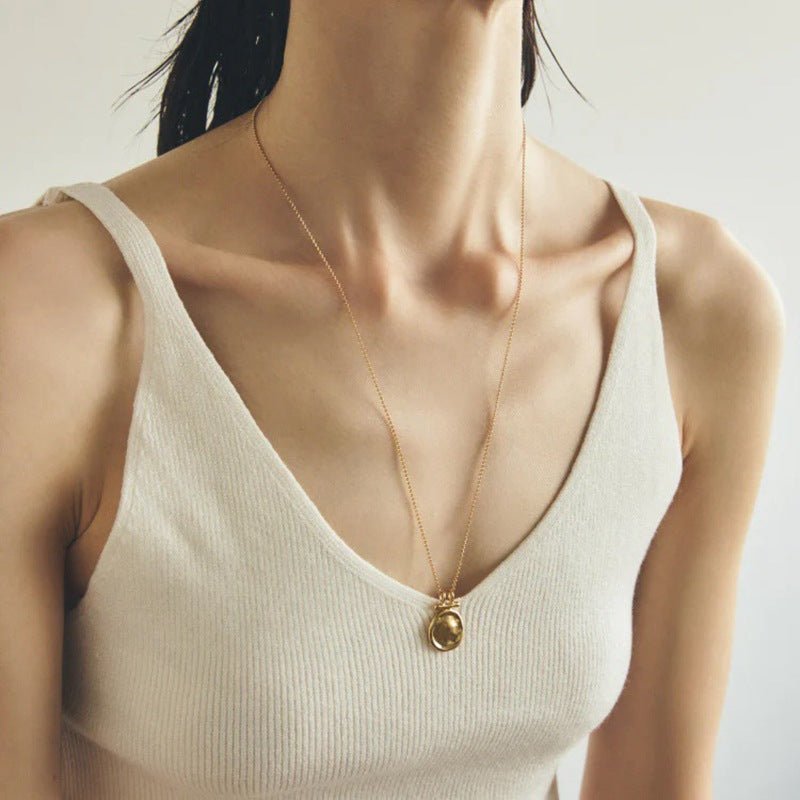 Handcrafted Hammered Round Medallion Necklace - Minimalist 925 Sterling Silver Coin Pendant - floysun