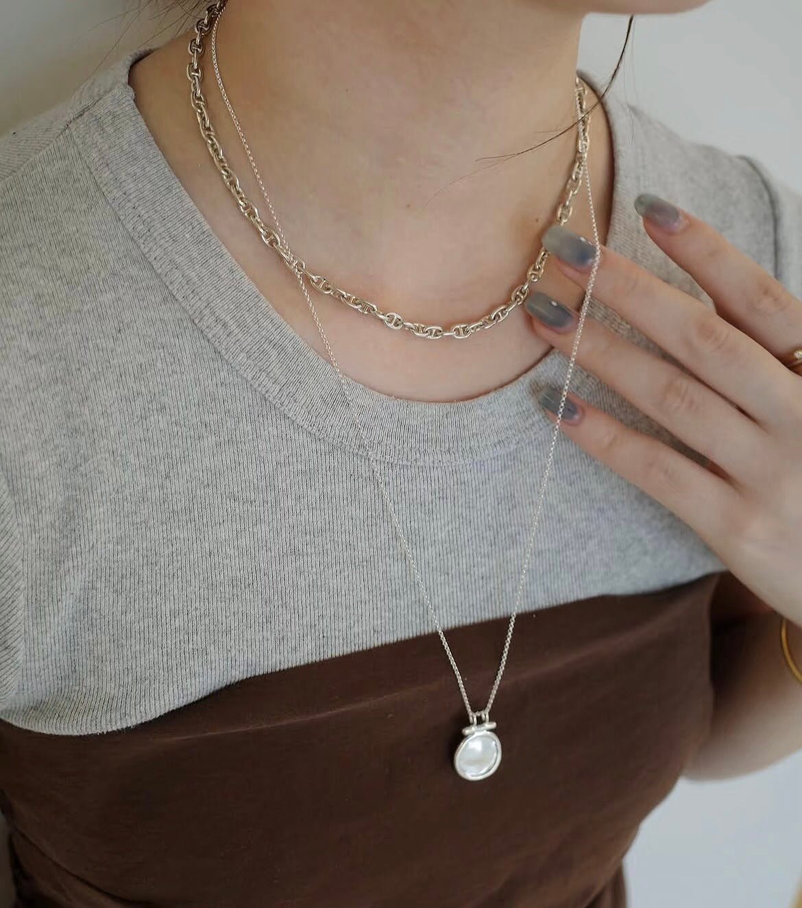 Handcrafted Hammered Round Medallion Necklace - Minimalist 925 Sterling Silver Coin Pendant - floysun
