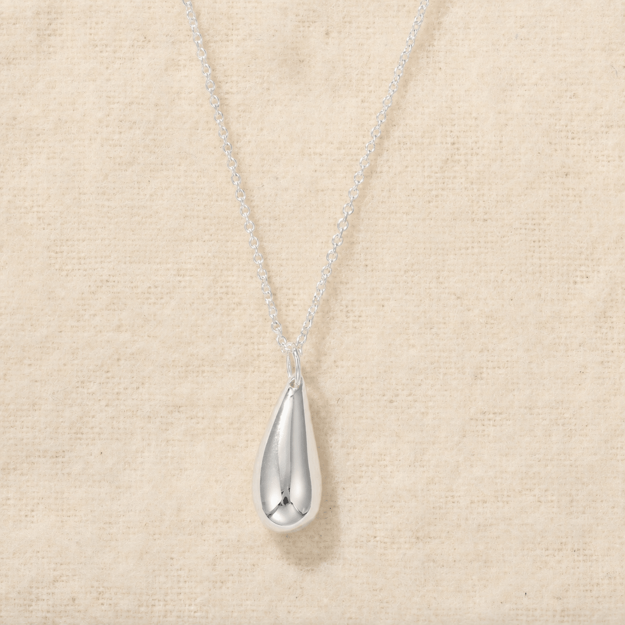 High-Polish Sculptural Teardrop Pendant Necklace - floysun