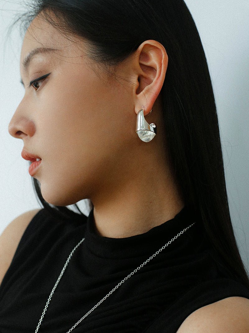 Hilltop Earrings – Silver White Crystal - floysun