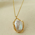 Hollow Lace Frame Baroque Pearl Pendant Necklace - Gold - floysun