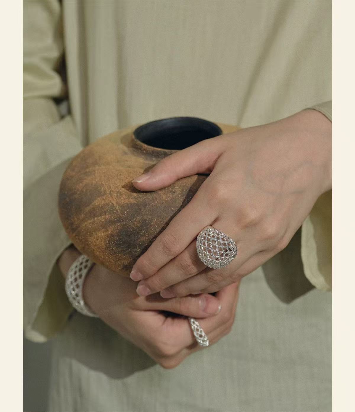 Hollow Mesh Orb Ring - floysun