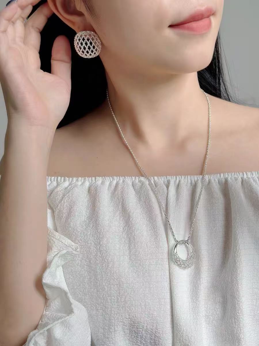 Hollow Mesh Orb Stud Earrings - floysun