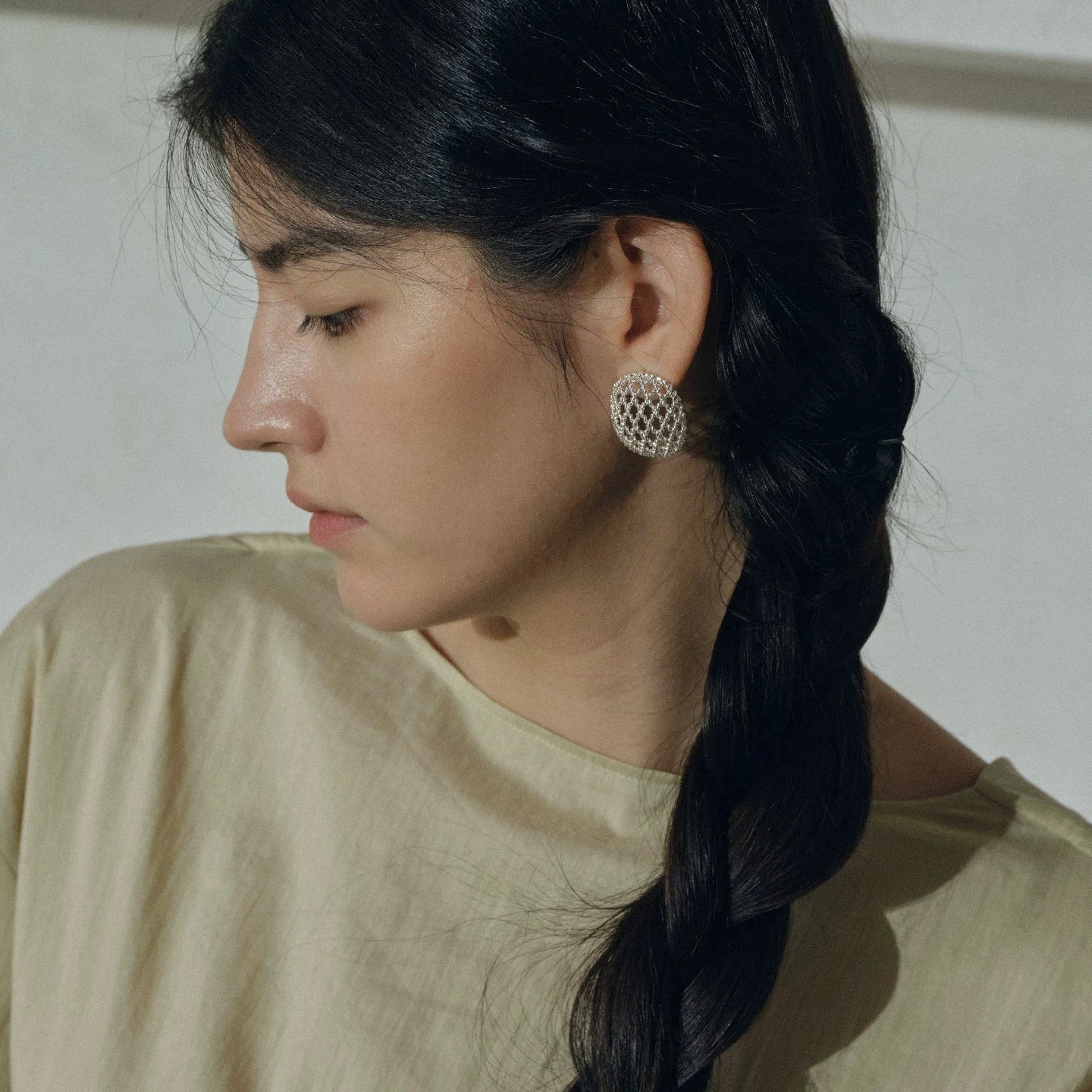 Hollow Mesh Orb Stud Earrings - floysun