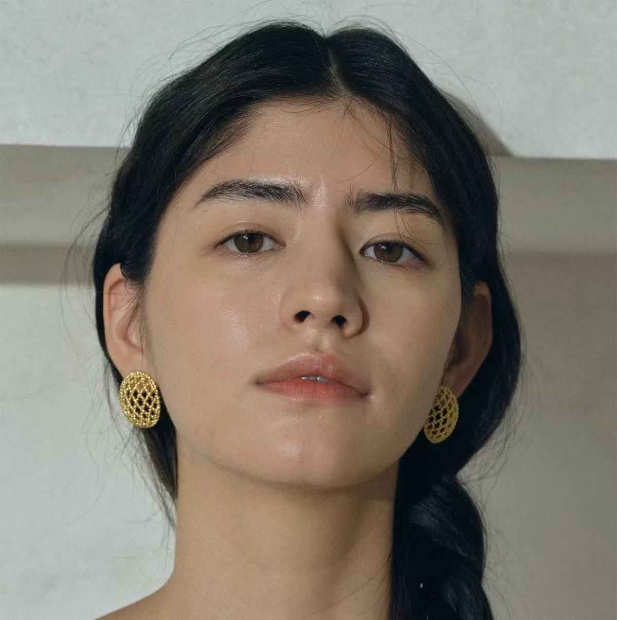 Hollow Mesh Orb Stud Earrings - floysun