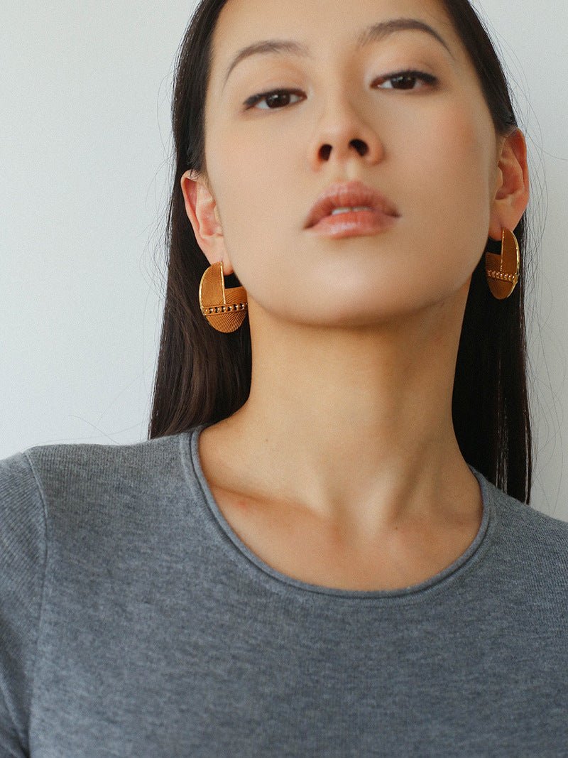 Hollow Woven Geometric Earrings - floysun