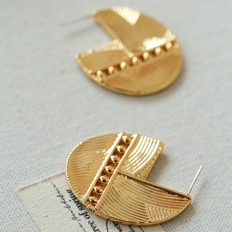 Hollow Woven Geometric Earrings - floysun
