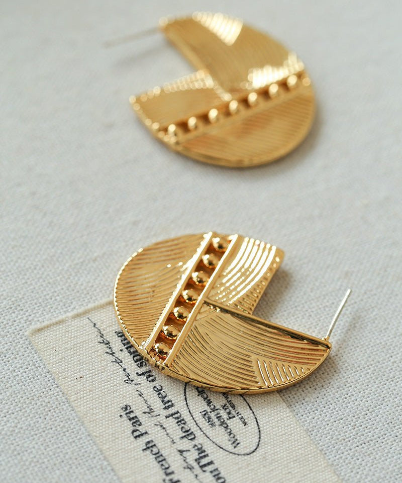 Hollow Woven Geometric Earrings - floysun