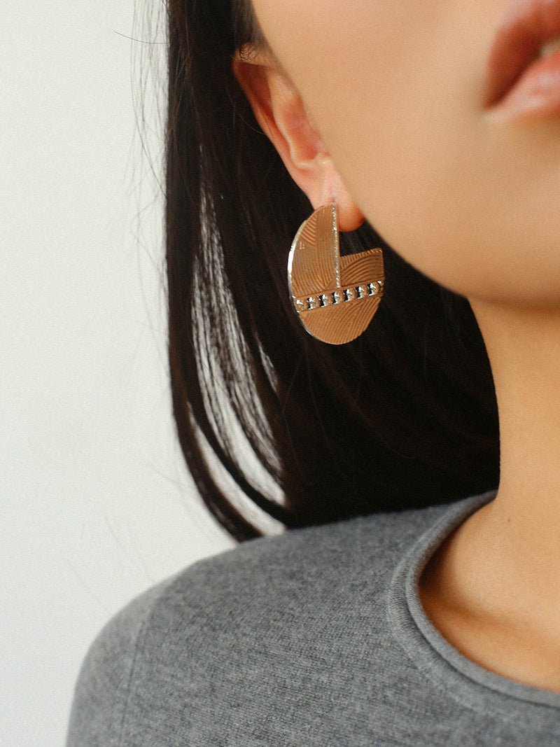 Hollow Woven Geometric Earrings - floysun