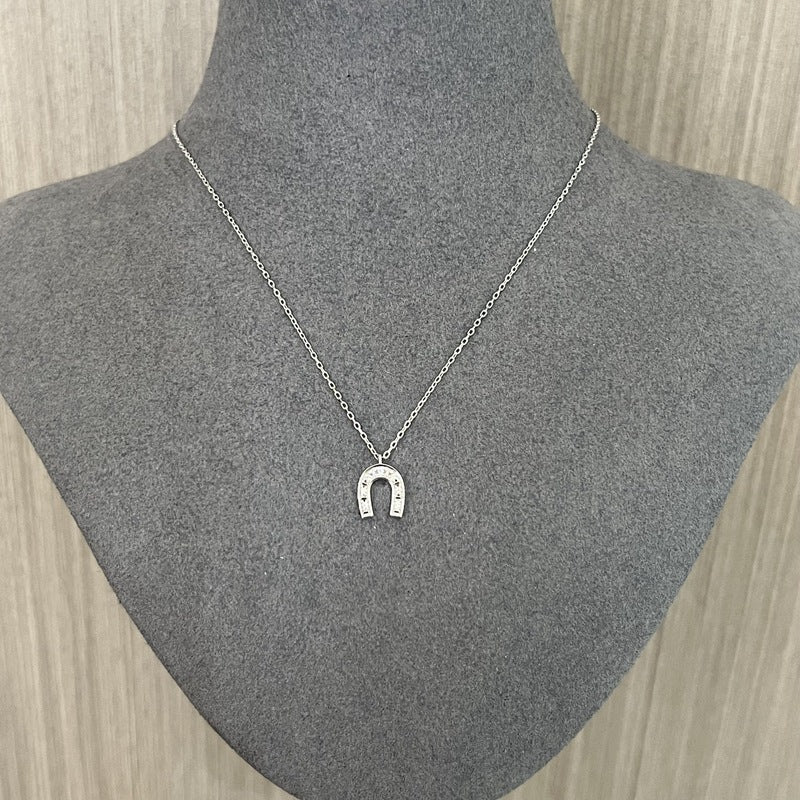 Horseshoe Lucky CZ Necklace - floysun