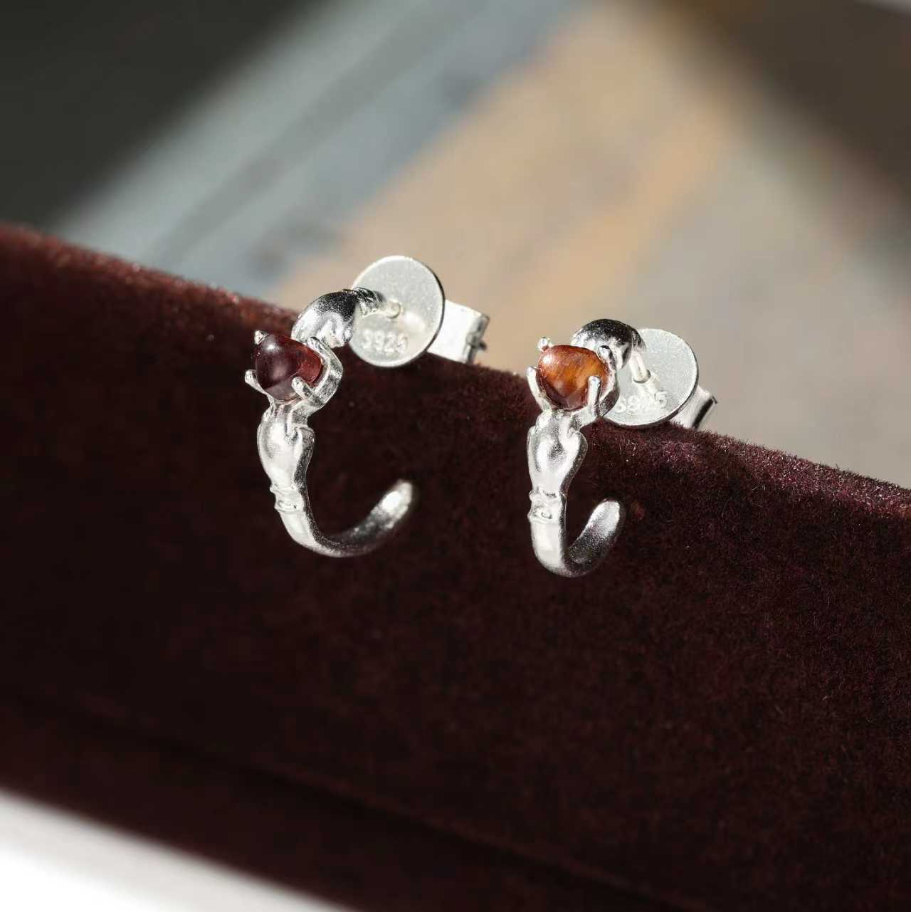 Hugging Hand & Red Tiger's Eye Hoop Earrings - floysun