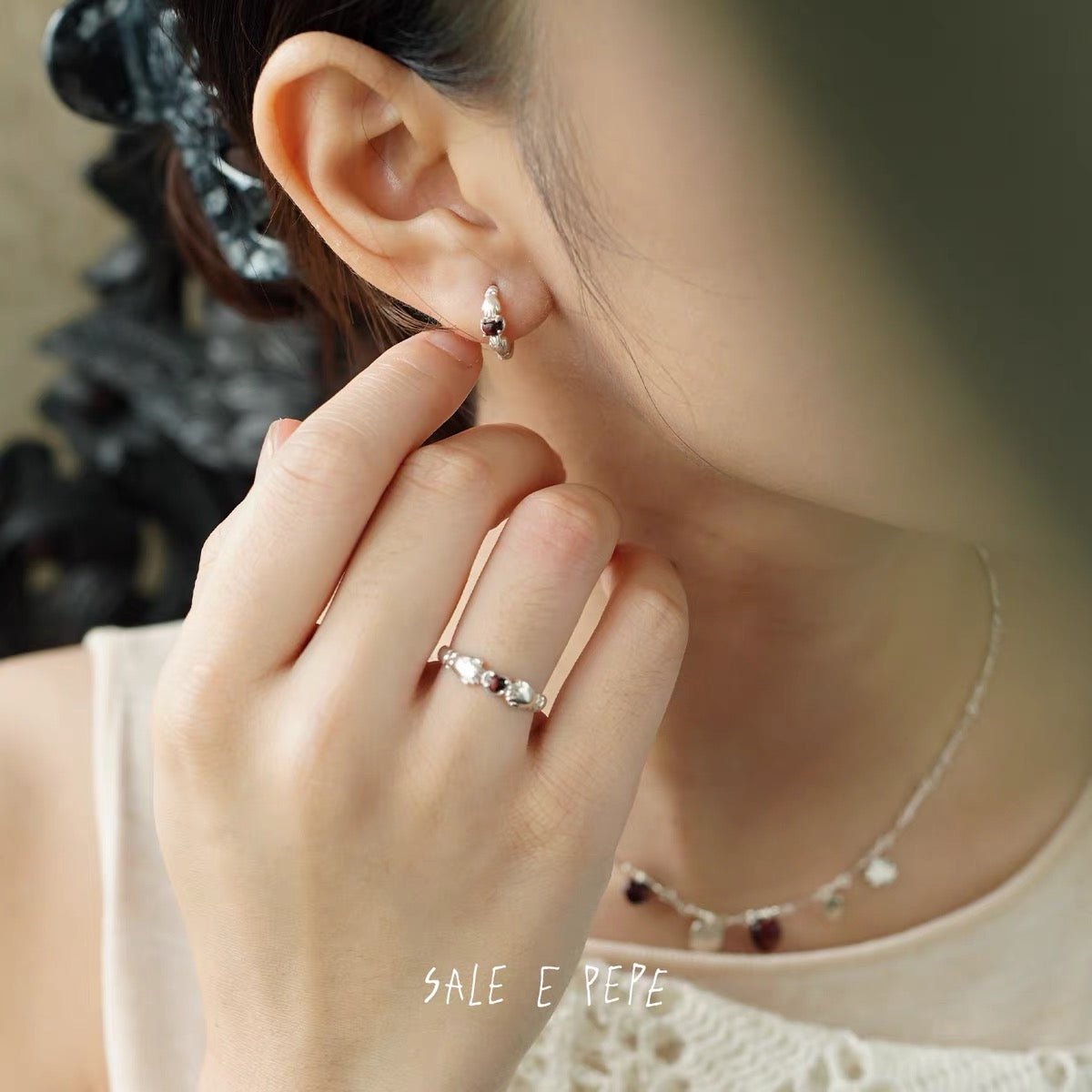 Hugging Hands & Red Tiger's Eye Ring - floysun