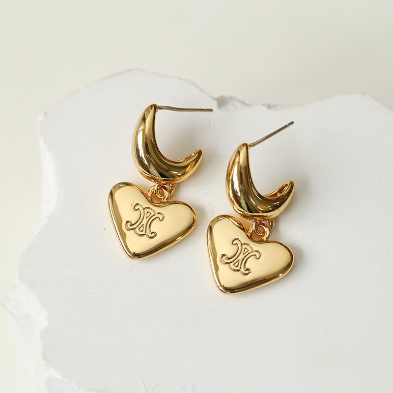 Classic Series Earrings Rings Bracelets