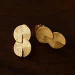 Interlocked Double Circle Brushed Stud Earrings - floysun