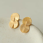 Interlocked Double Circle Brushed Stud Earrings - floysun
