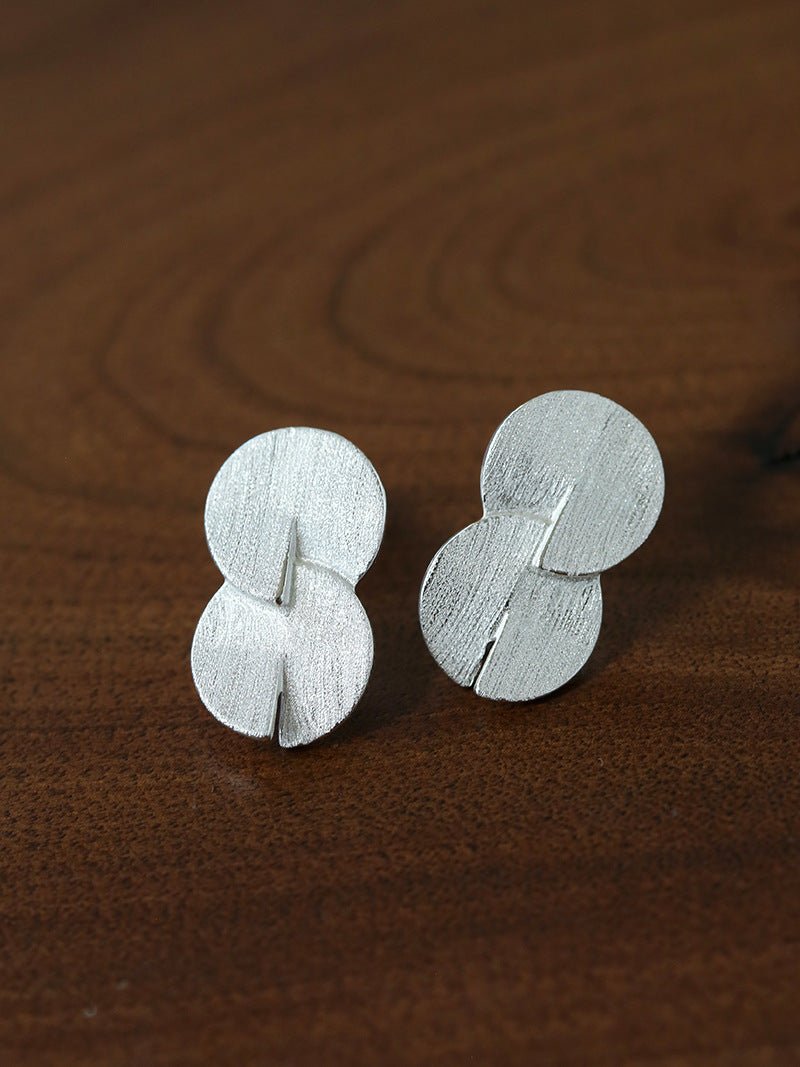 Interlocked Double Circle Brushed Stud Earrings - floysun