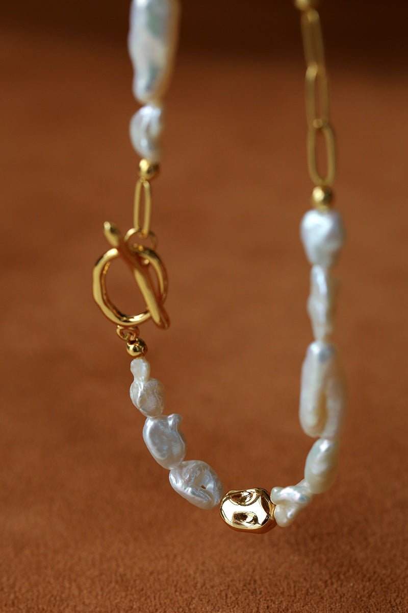 Irregular Freshwater Pearl & Paperclip Chain Toggle Necklace - floysun