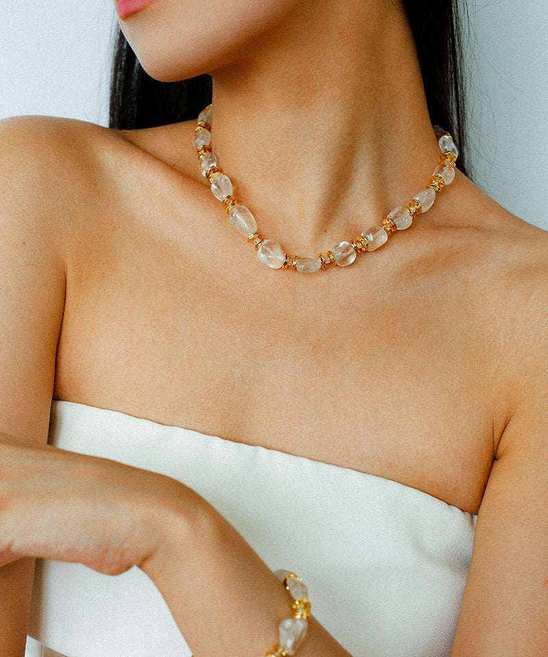 Irregular White Crystal Necklace with Gold Flakes - floysun