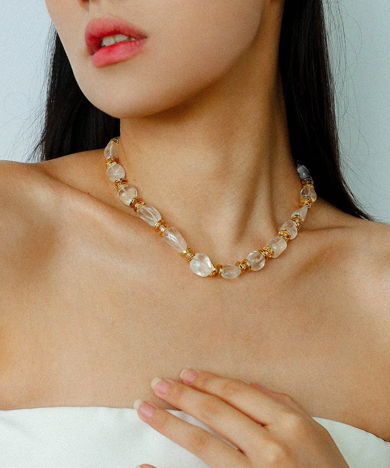 Irregular White Crystal Necklace with Gold Flakes - floysun