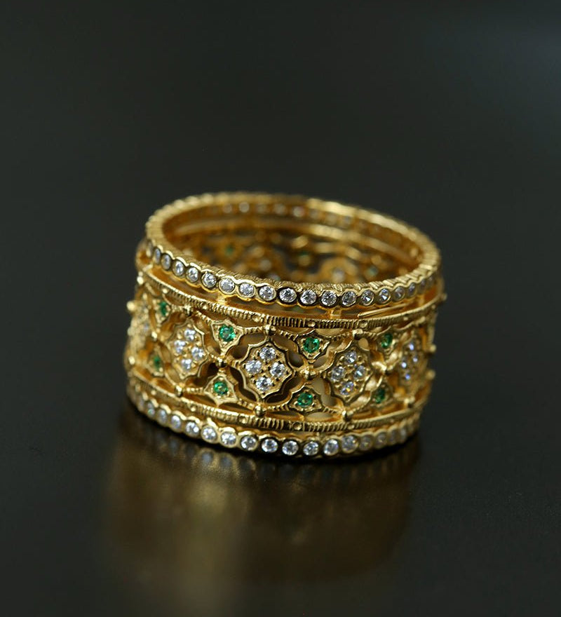 Italian Lace - Inspired Wide Band Ring Green Stone Inlay - Gold - floysun