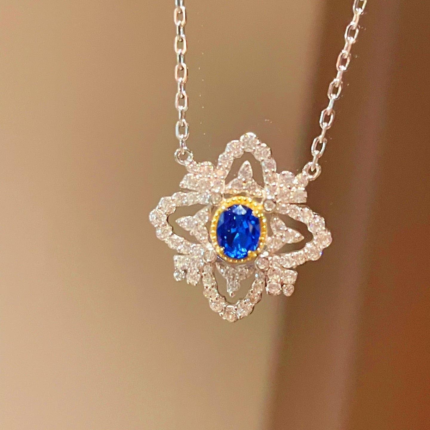 Italian Style Blue Sapphire Clover Necklace with Diamond Lace - floysun