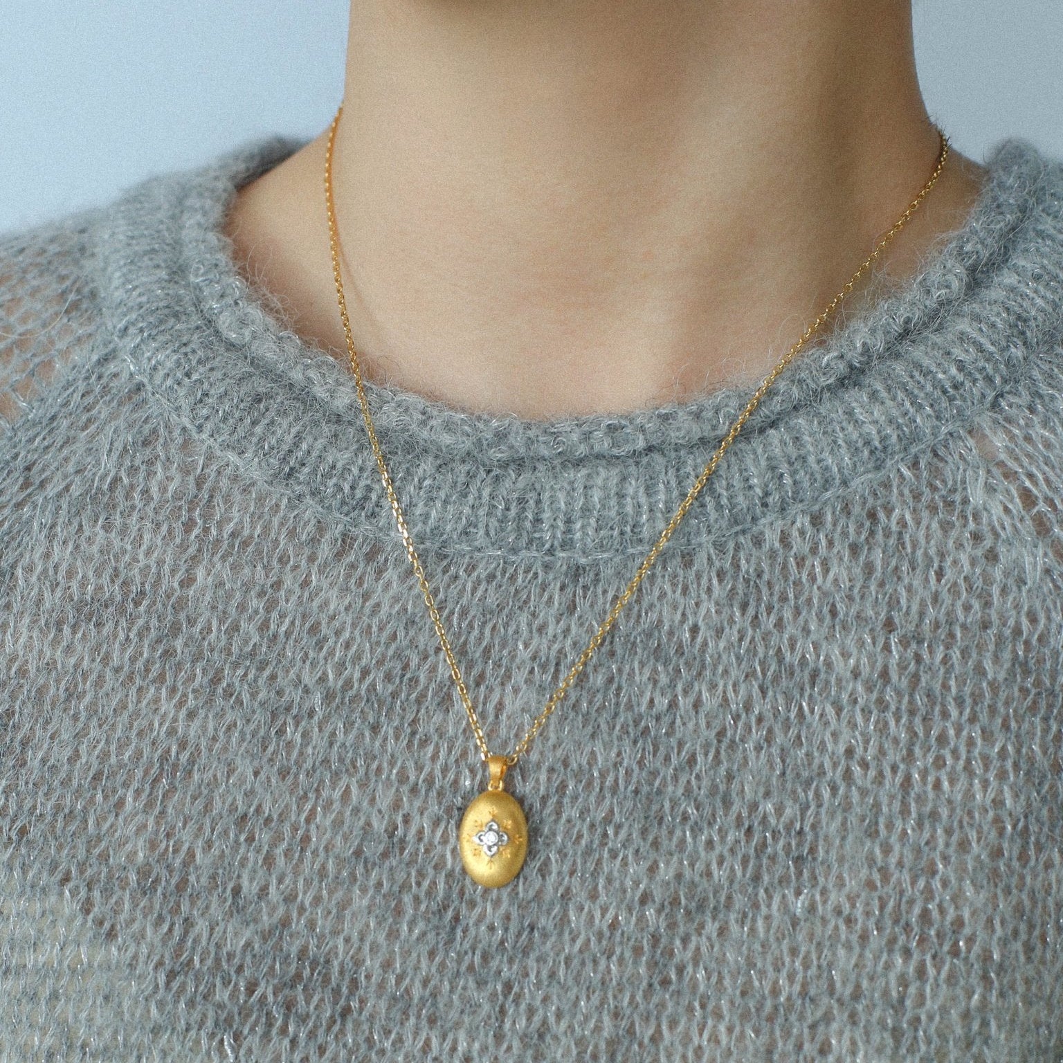 Italian Style Brushed Oval Star Necklace - floysun