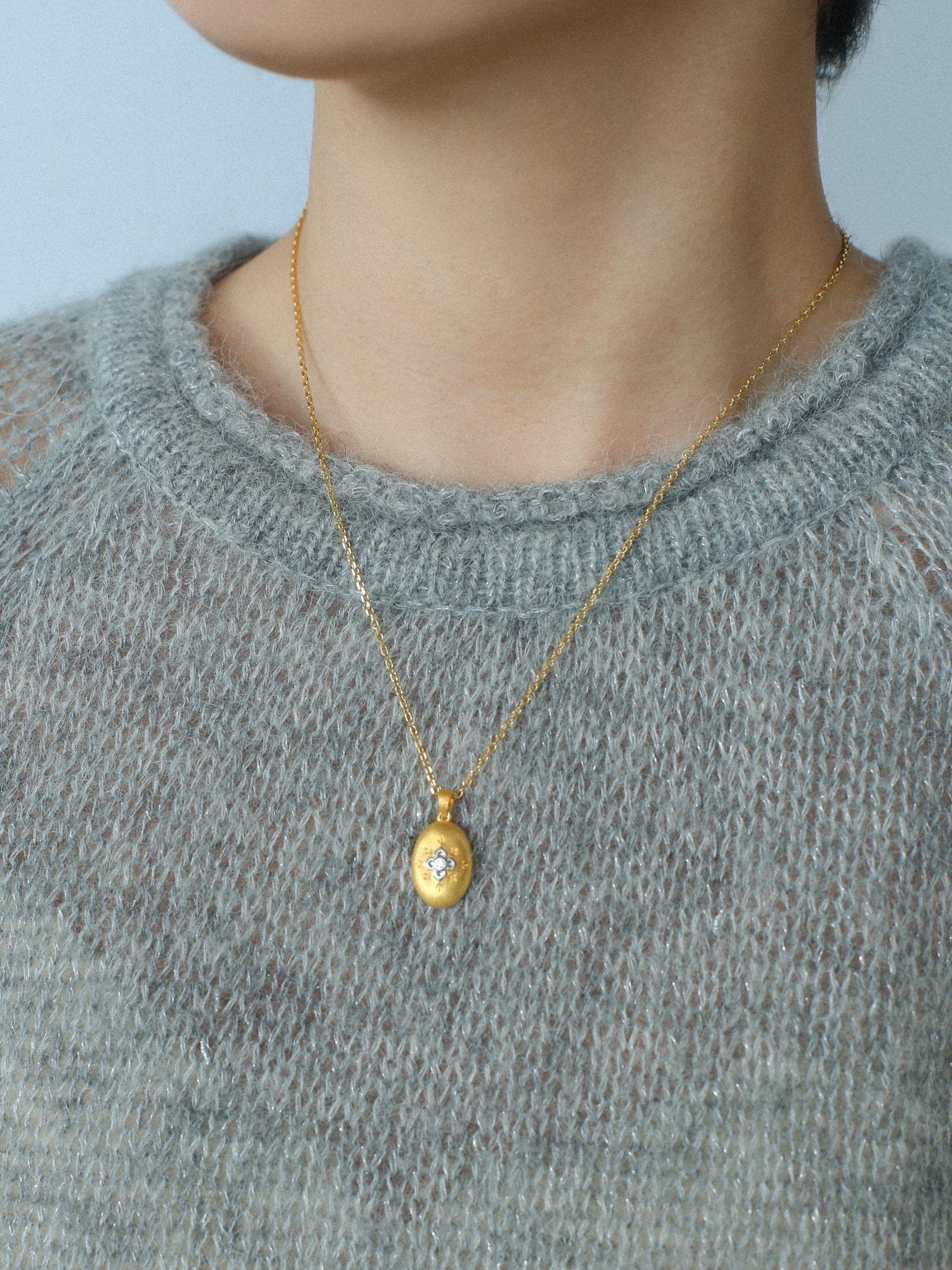 Italian Style Brushed Oval Star Necklace - floysun
