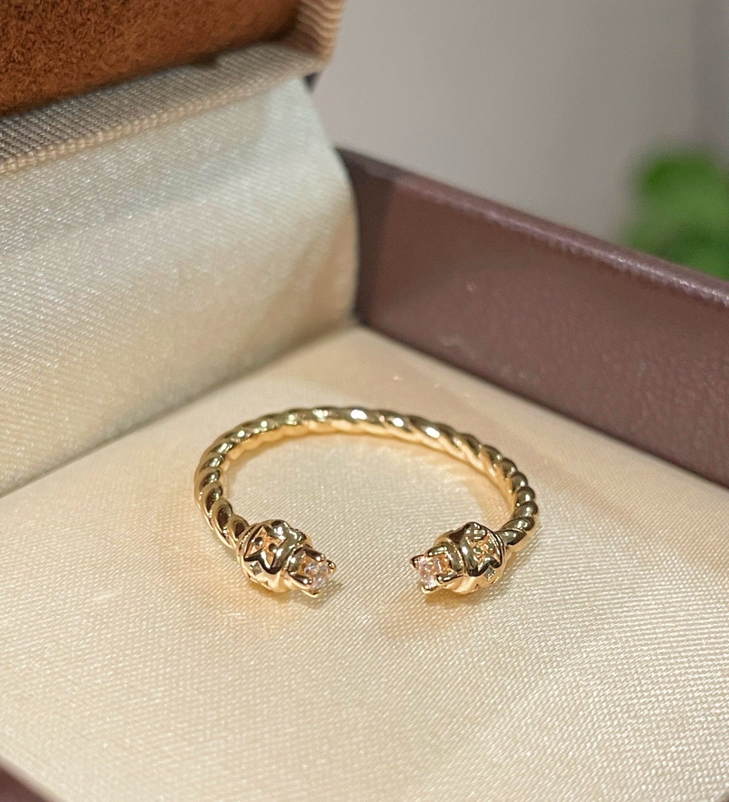 Italian Vintage - Inspired Handcrafted Twisted Open Ring - floysun