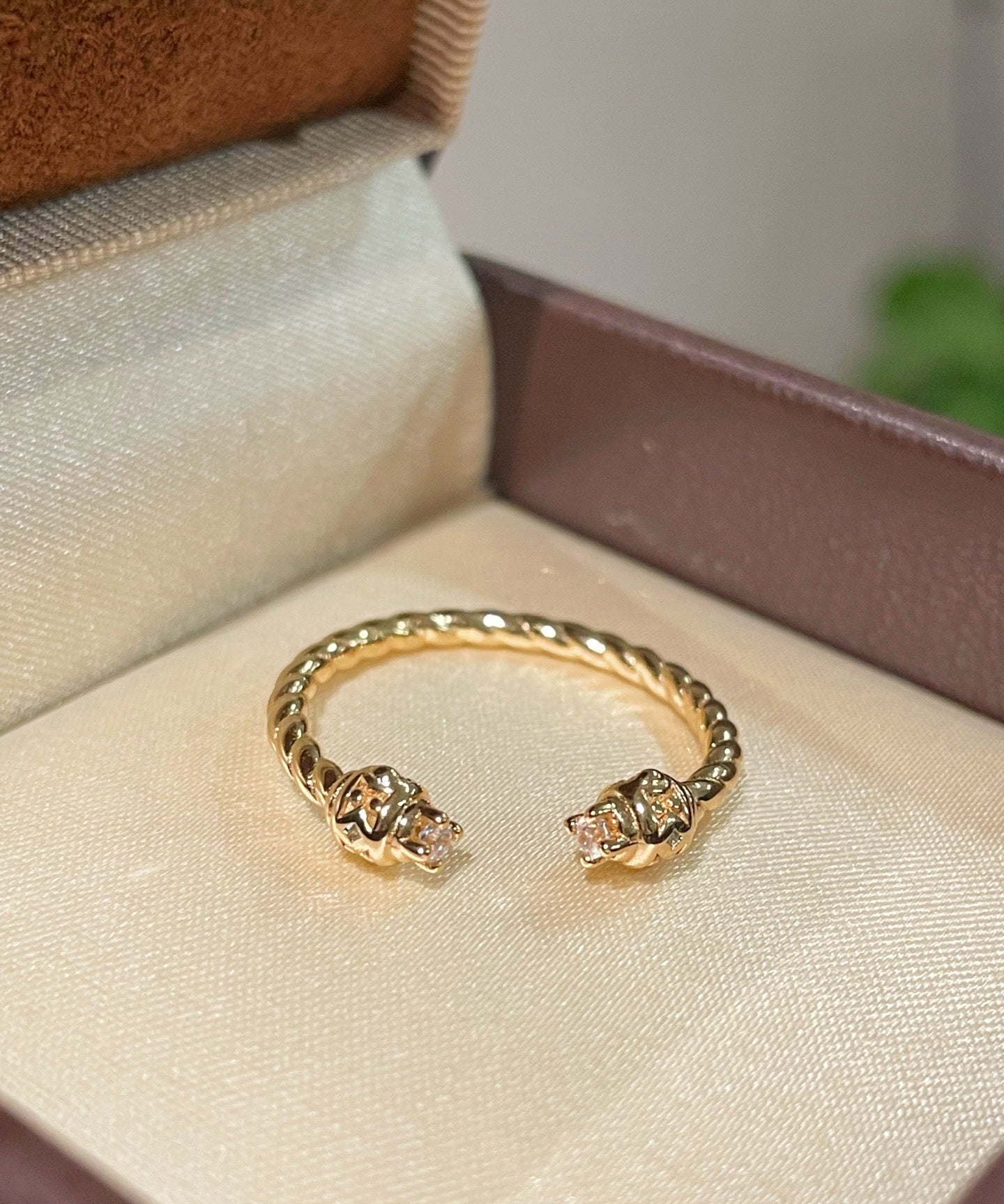 Italian Vintage - Inspired Handcrafted Twisted Open Ring - floysun