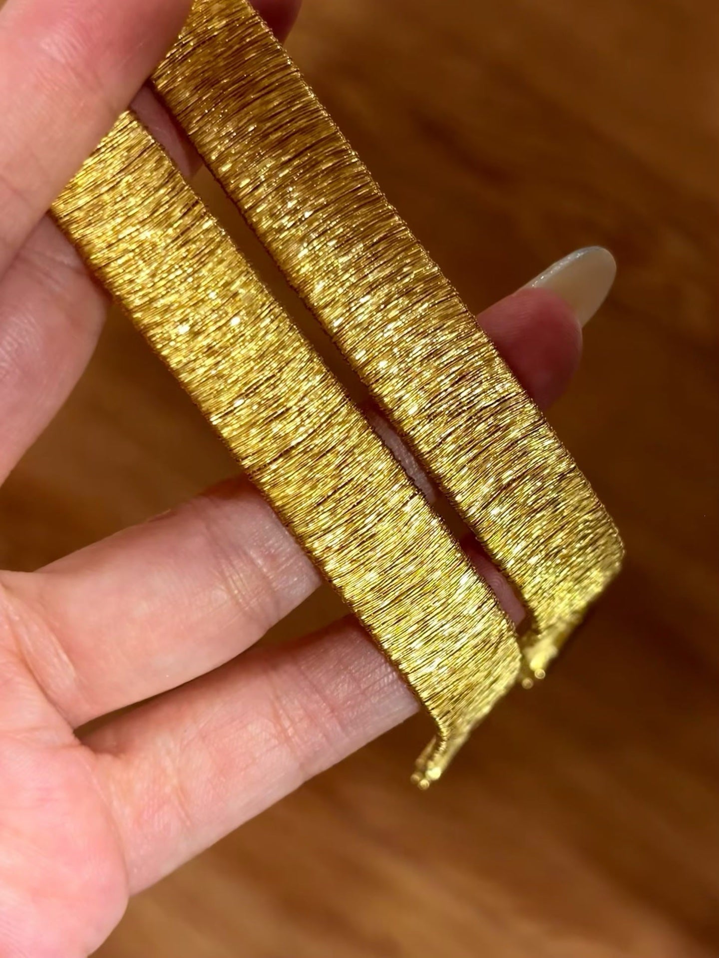 Italian Wide - Band Shimmering Silver - Thread Bracelet — Premium Light Luxury Bracelet - floysun