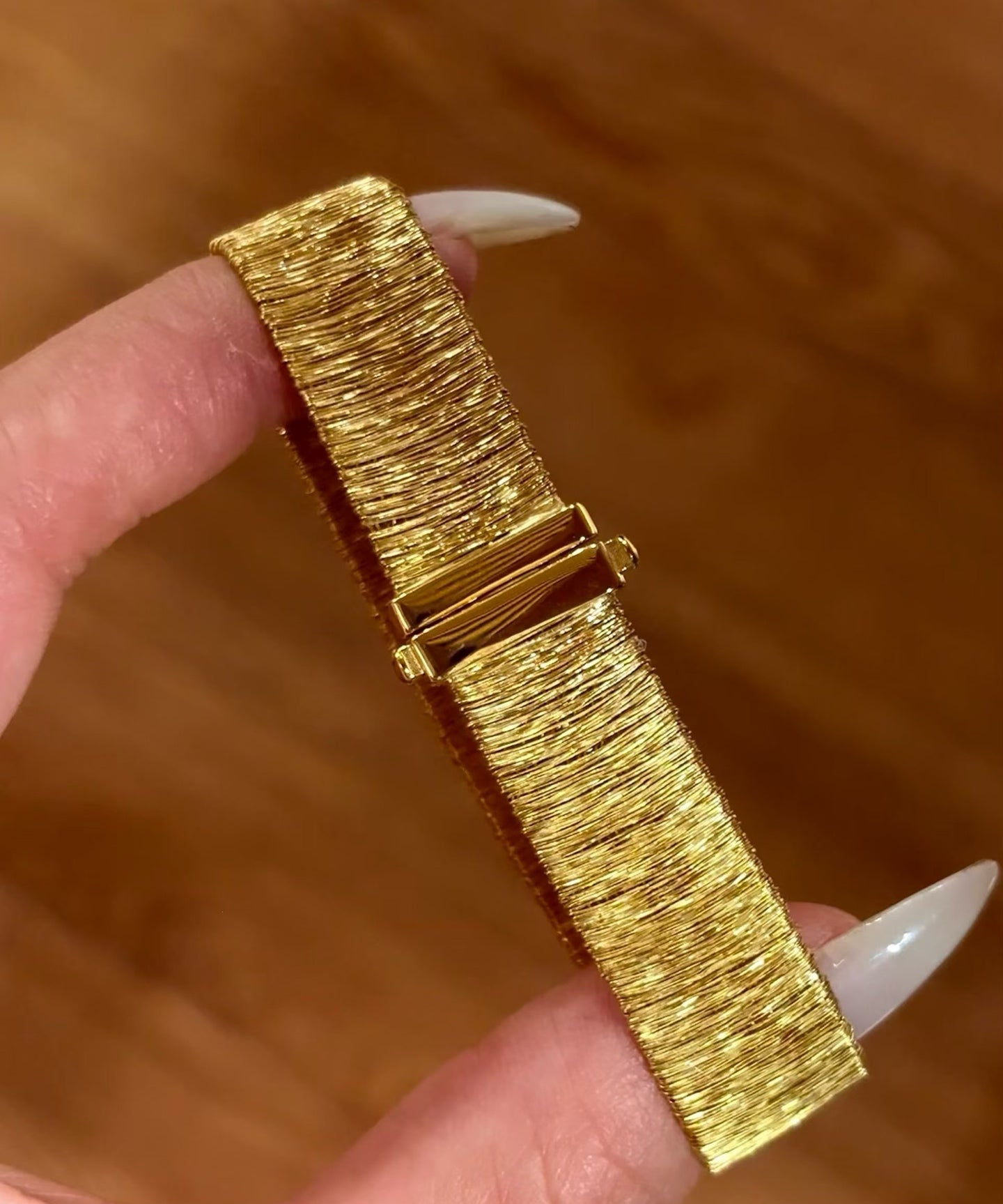 Italian Wide - Band Shimmering Silver - Thread Bracelet — Premium Light Luxury Bracelet - floysun