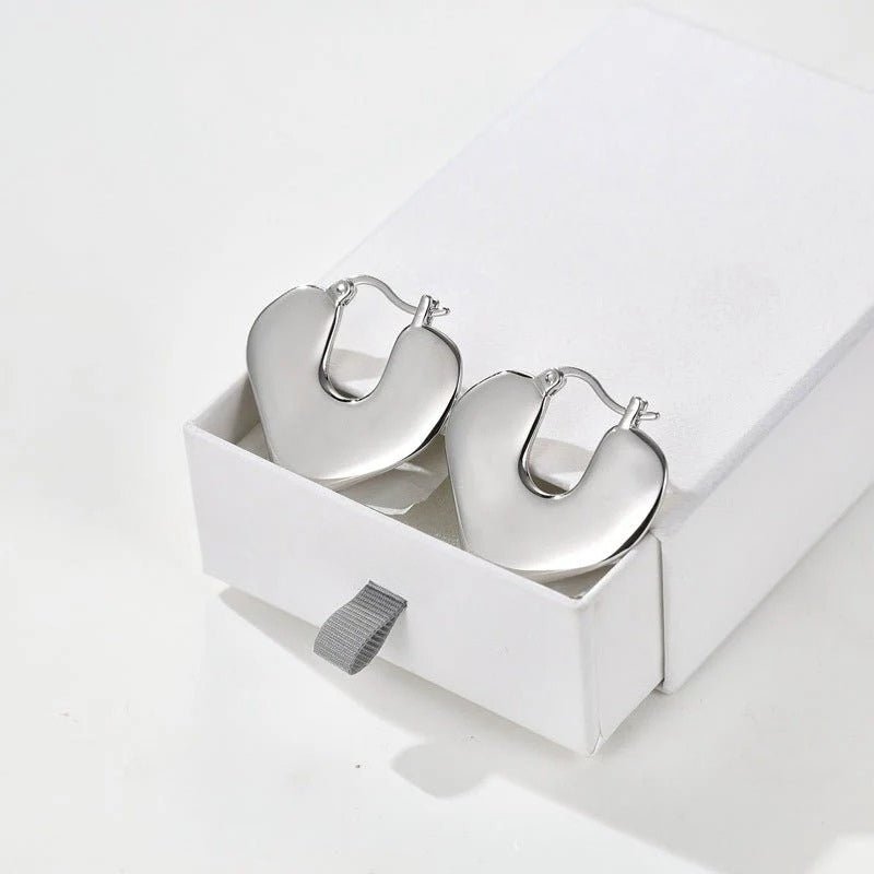 Japanese Minimalist Polished Heart Earrings - floysun