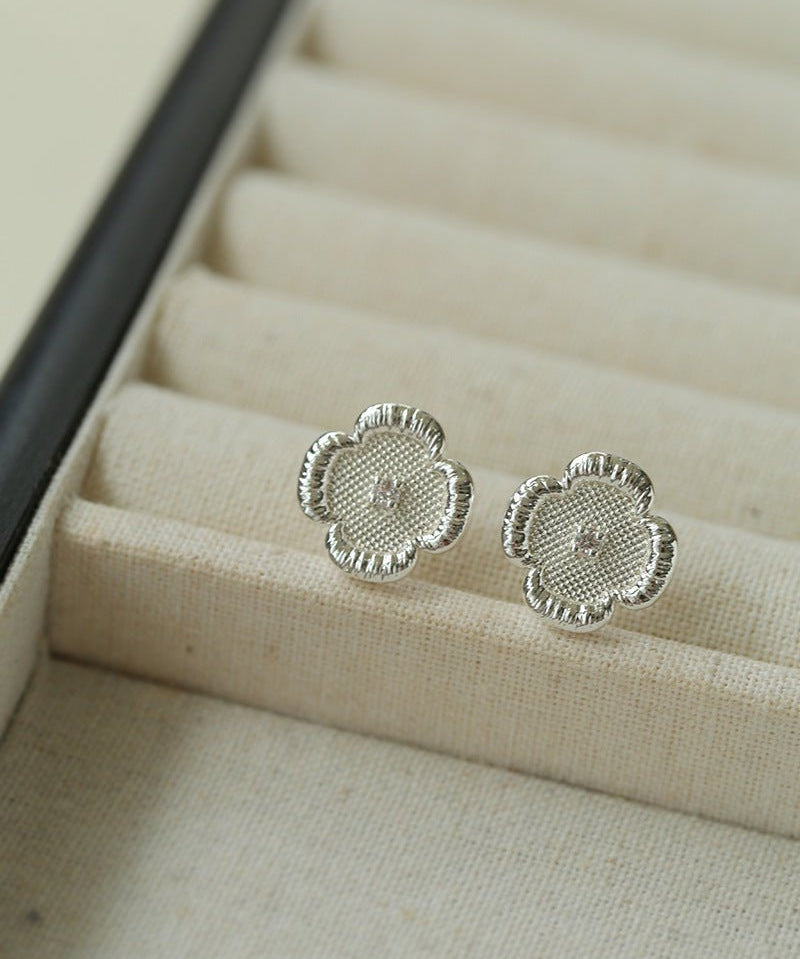 Lace Embroidered Flower Earrings - floysun
