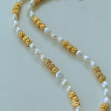 Lava Metal Fragment and Oval Pearl Beaded Necklace - floysun