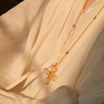 Lava Rose Quartz Flower Necklace - floysun