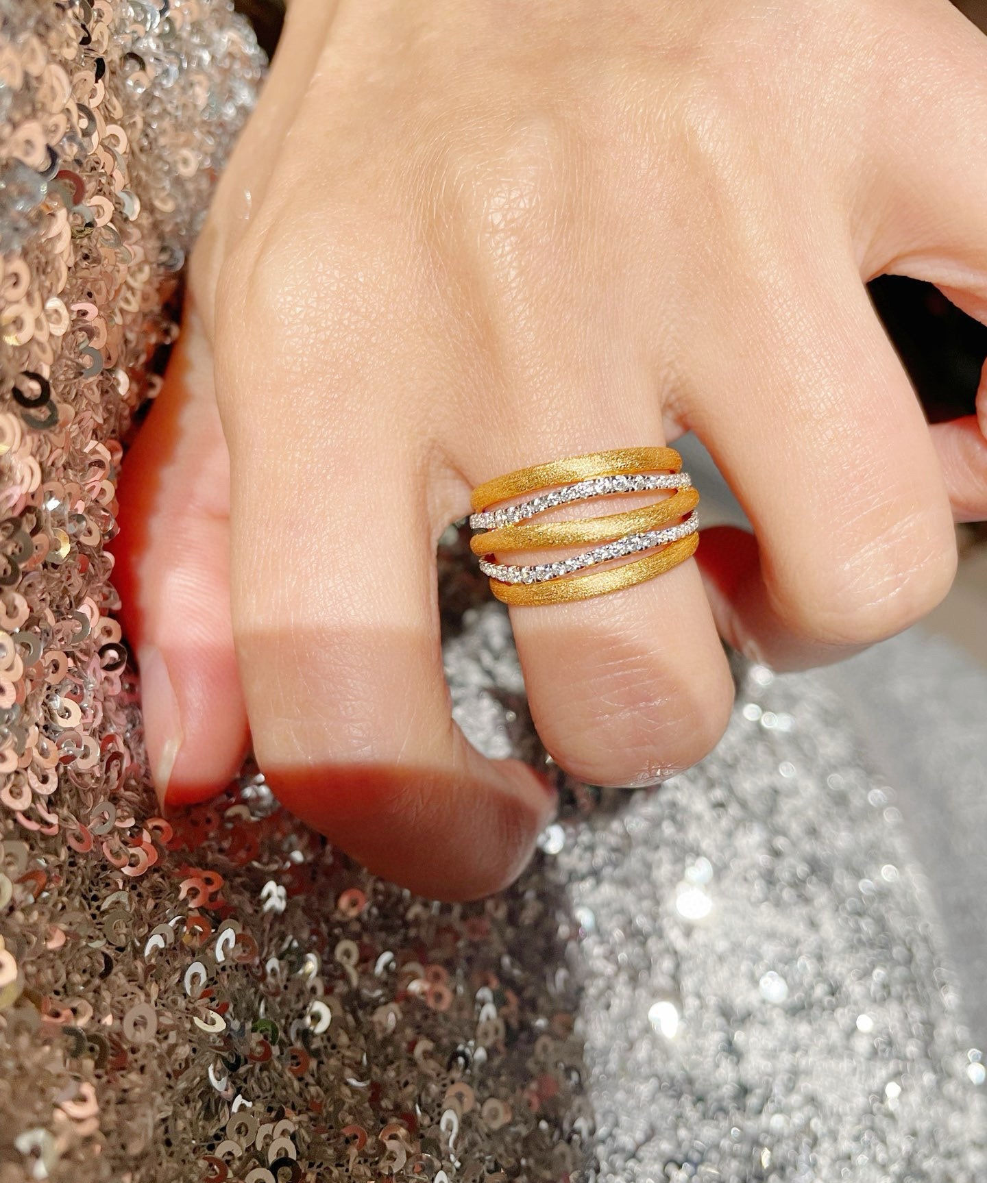 LinAura Brushed Pavé Ring – Openwork Gold Band - floysun