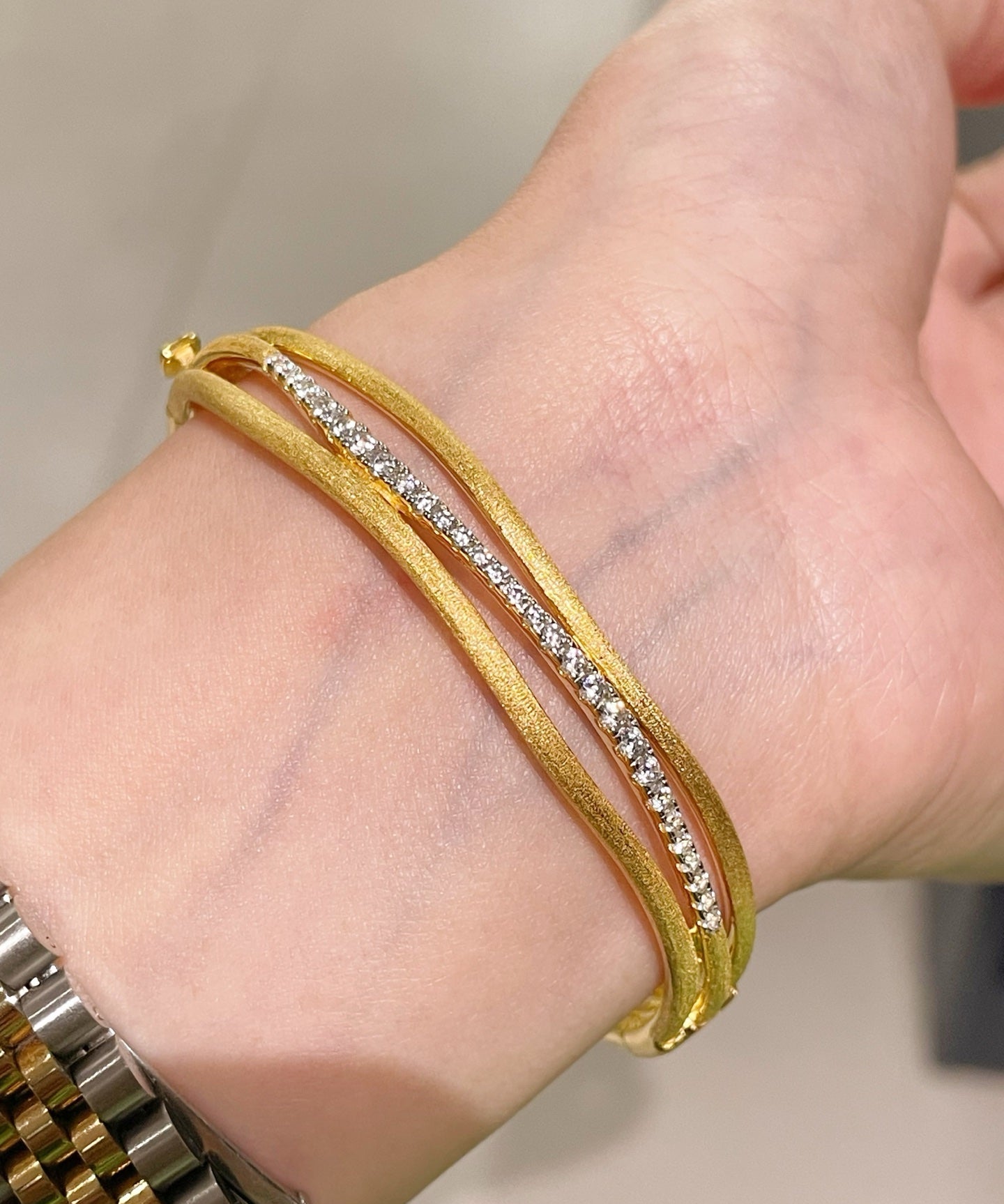 LinAura Textured Line & Pavé Diamond Cuff Bangle - floysun
