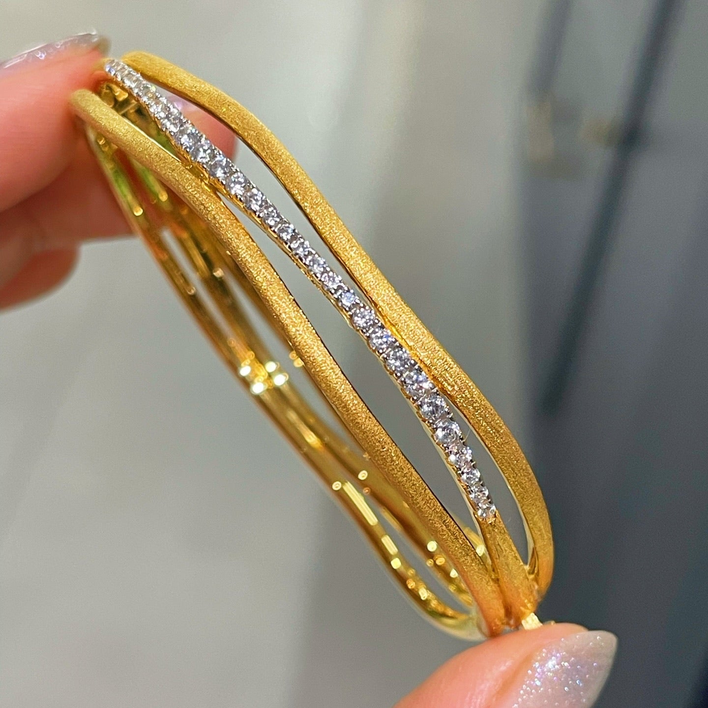 LinAura Textured Line & Pavé Diamond Cuff Bangle - floysun