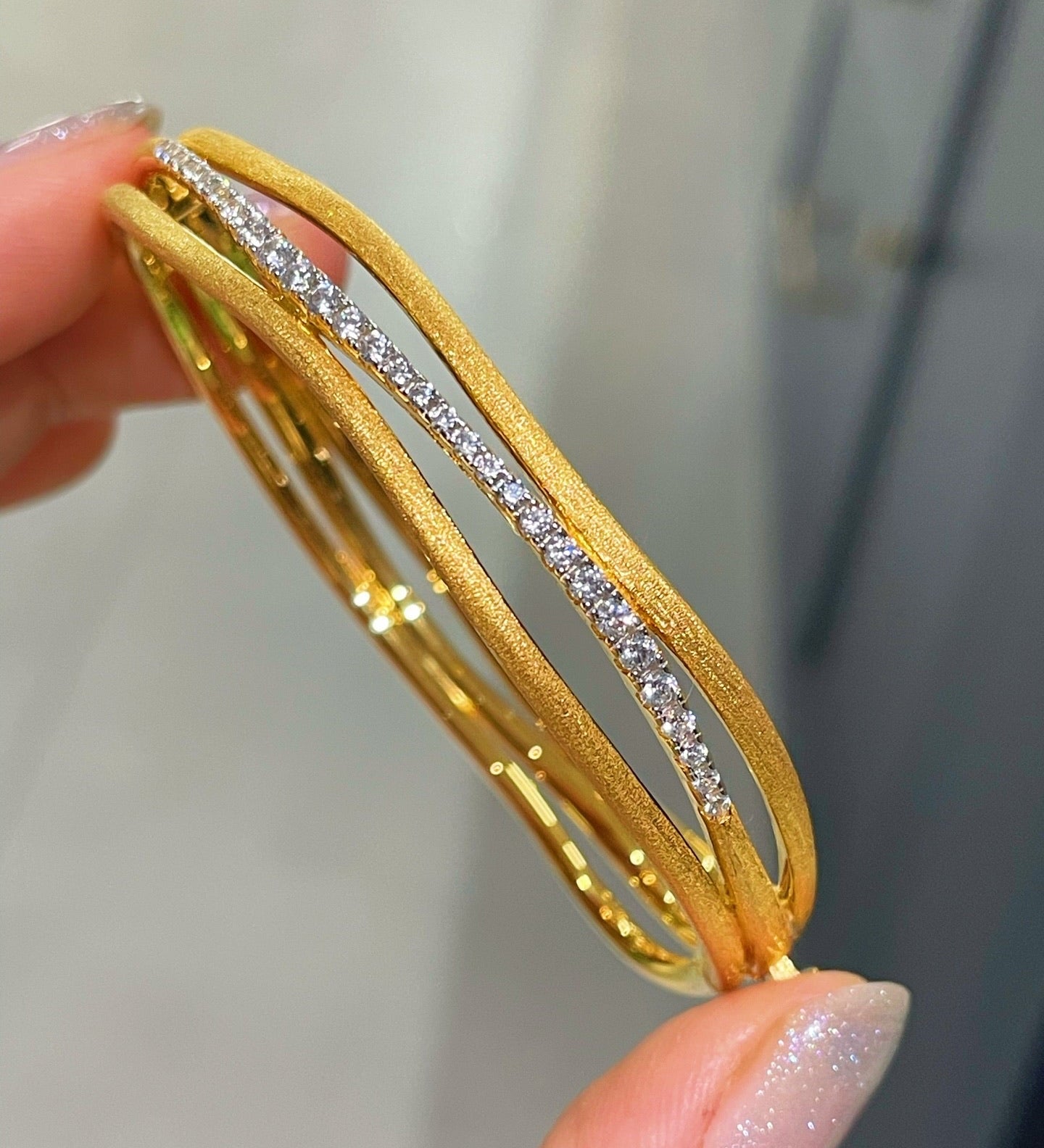 LinAura Textured Line & Pavé Diamond Cuff Bangle - floysun