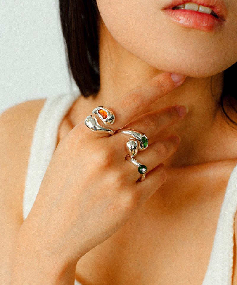Liquid Light – Teardrop Glass Crossover Ring - floysun