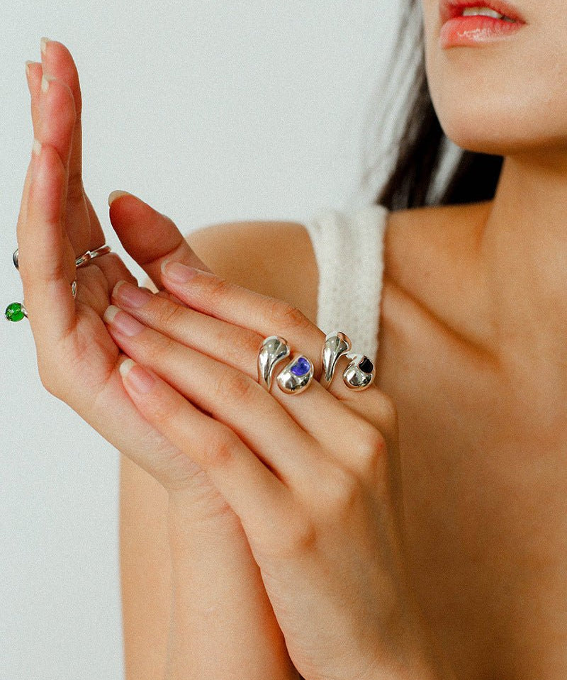 Liquid Light – Teardrop Glass Crossover Ring - floysun