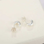 Liquid Texture Zircon Stud Earrings - floysun