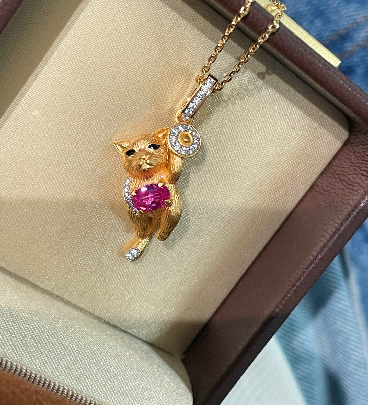 Lucky Cat Pendant Necklace – 925 Sterling Silver with Pink Gem & Gold Coin - floysun