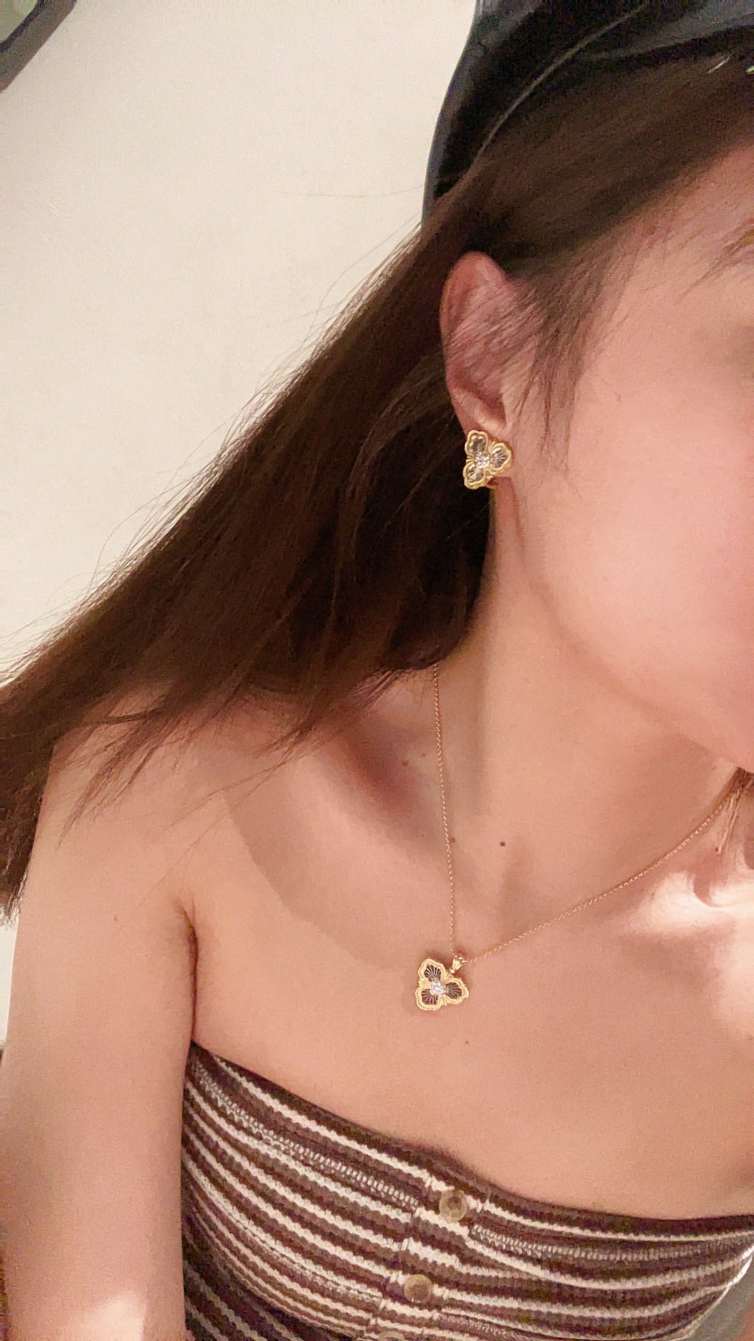 Lucky Clover Opera Heart Honeycomb Stud Earrings - floysun