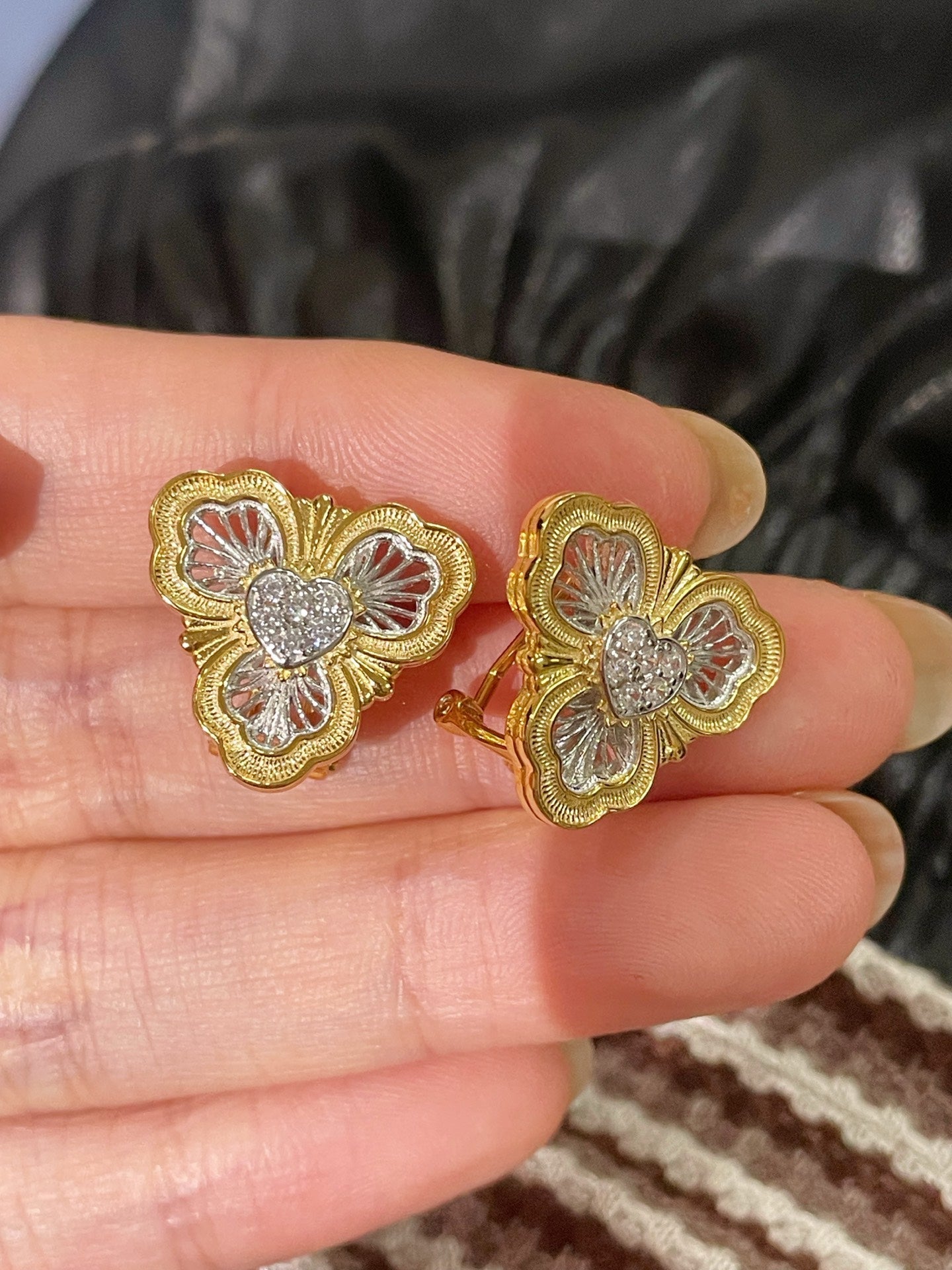 Lucky Clover Opera Heart Honeycomb Stud Earrings - floysun