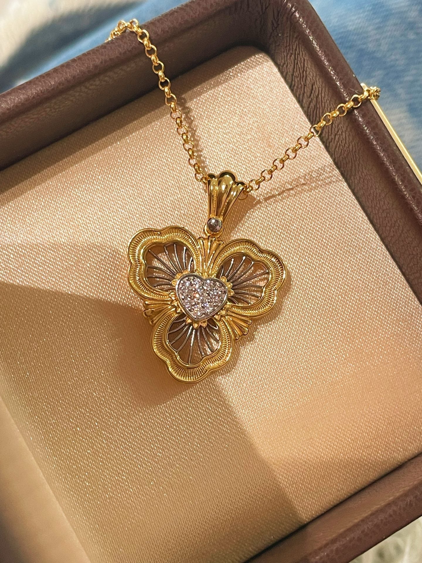 Lucky Clover Opera Heart Necklace - floysun