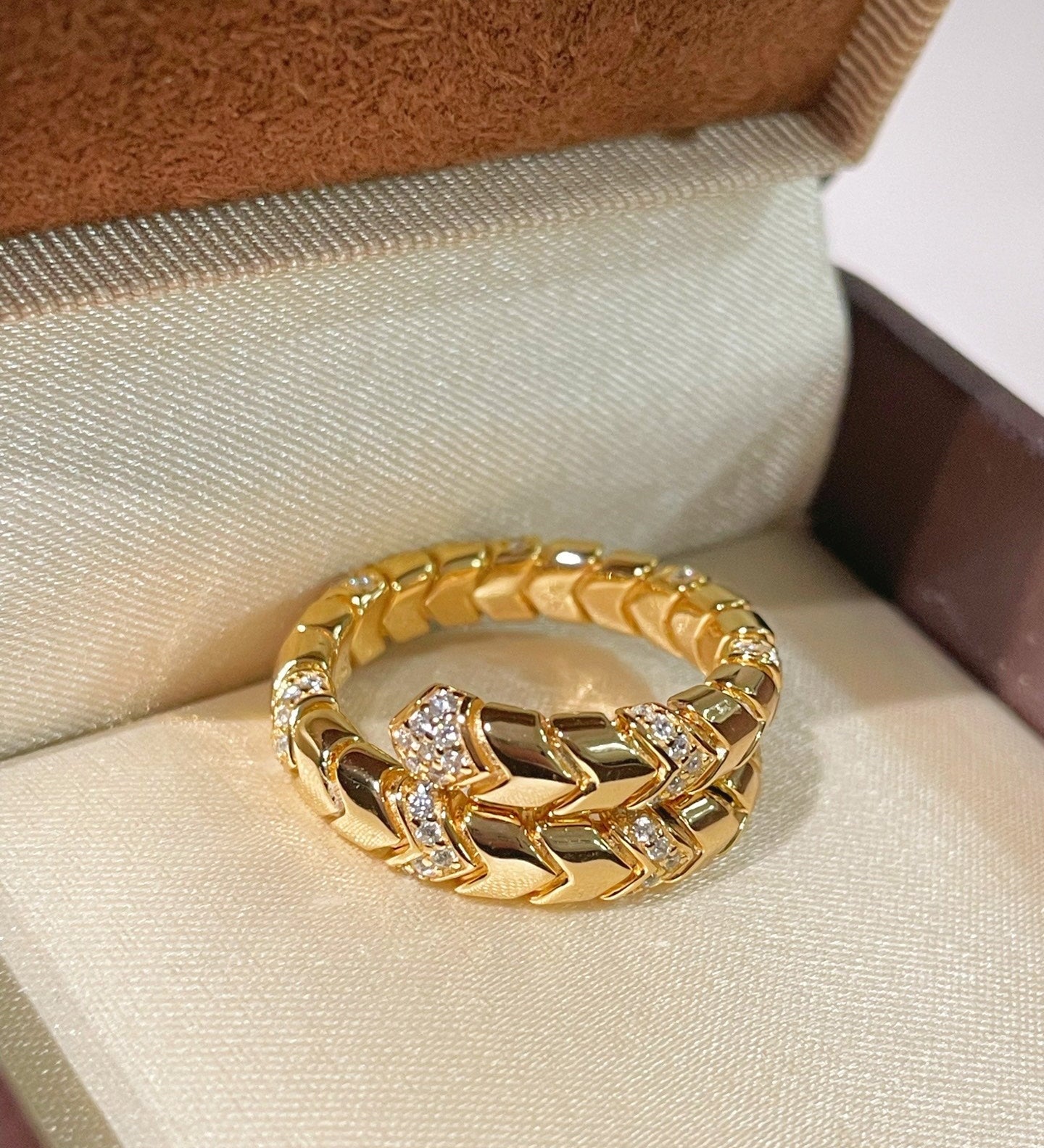 Luxe Serpent Coil Ring - floysun